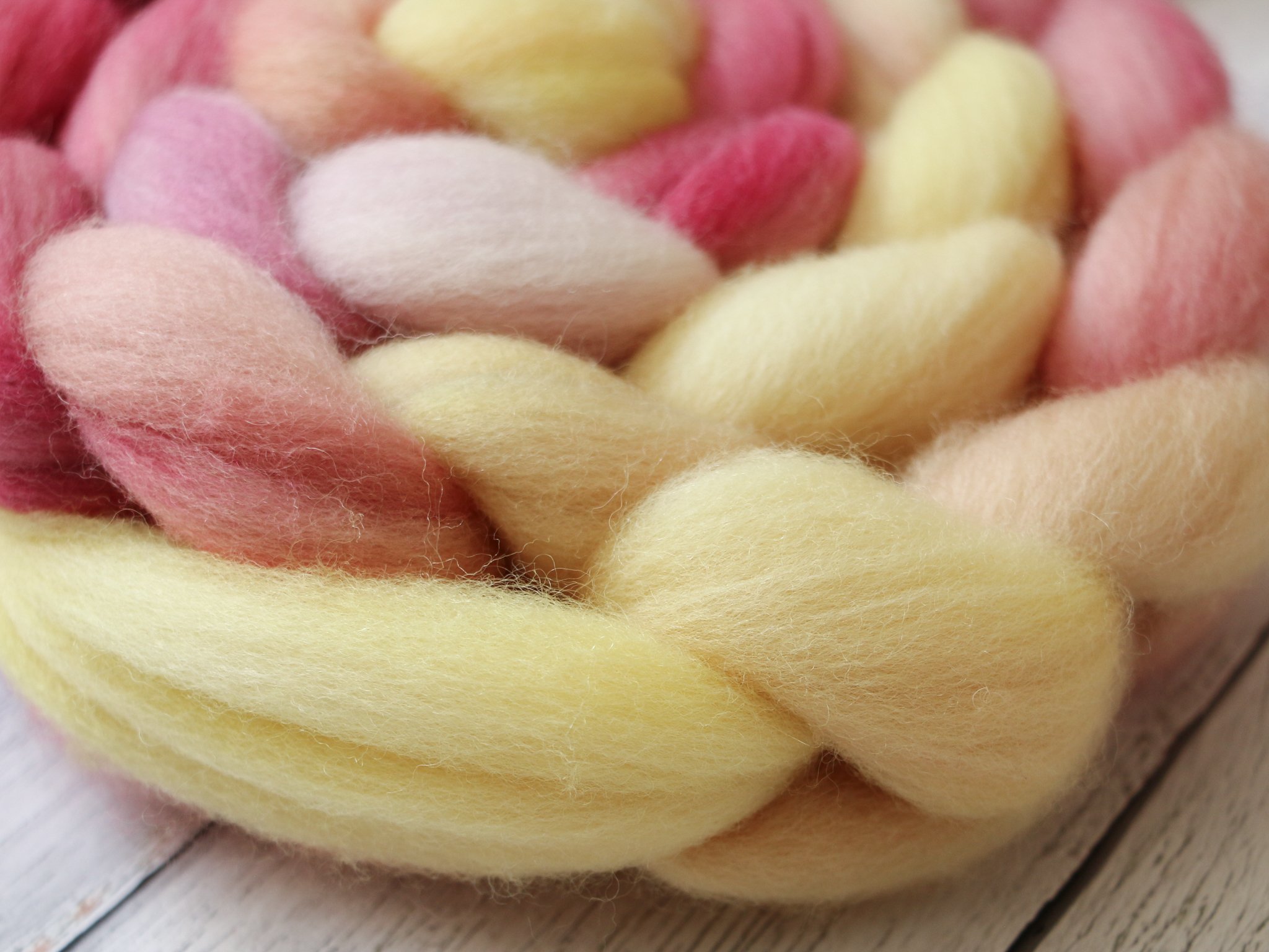Corriedale gyapjú - 100 g Pink lemonade - Image 6