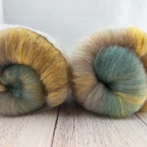 Kártolt batt - 50 g - kézzel festett polwarth, corriedale, kézzel festett tussah selyem,